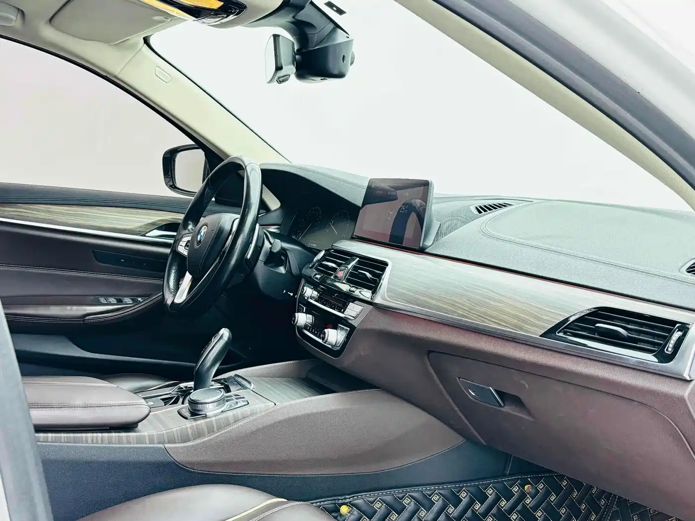 BMW 5 Series 2018 530Li Exclusive Luxury Package фото 12