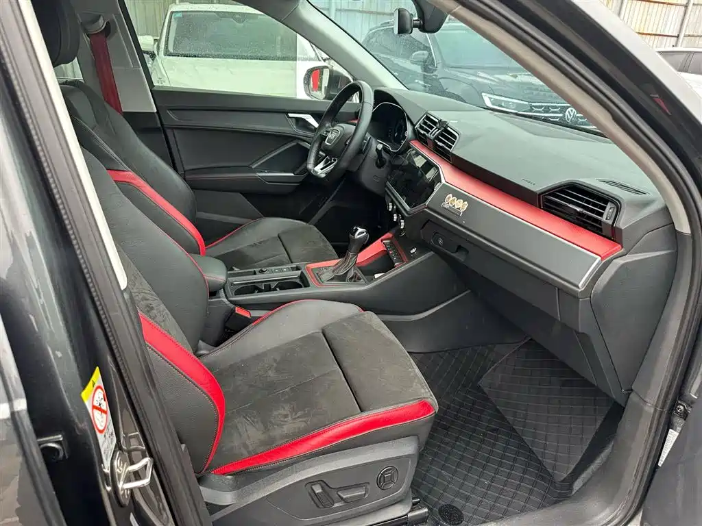 Audi Q3 2021 35 TFSI Fashion Sport фото 13