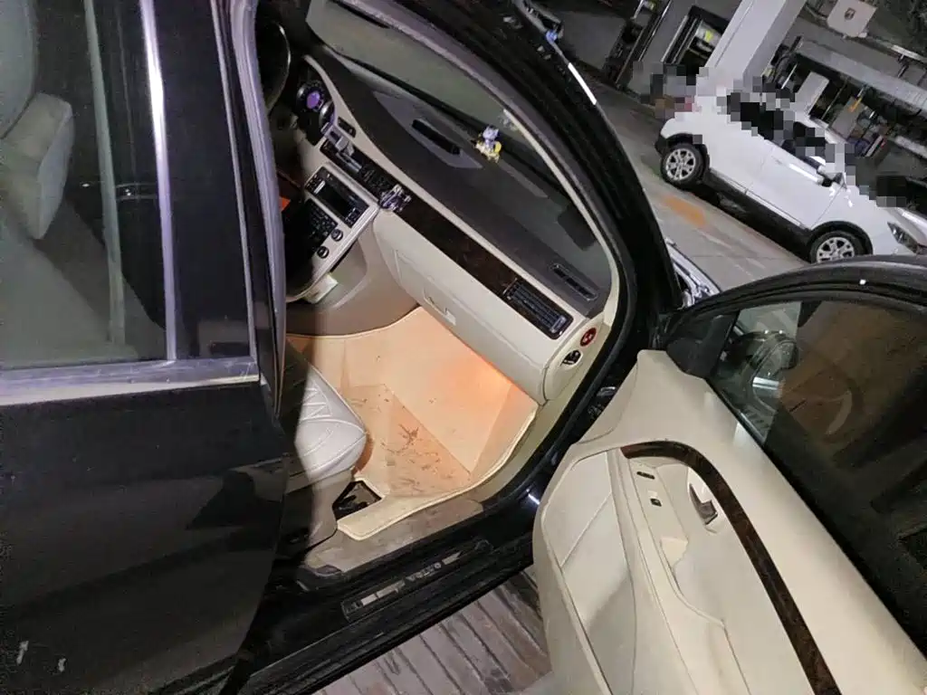 Volvo S80L 2010 2009 2.5T Zhizun Edition