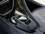 Фото 9 - Aston Martin DB11