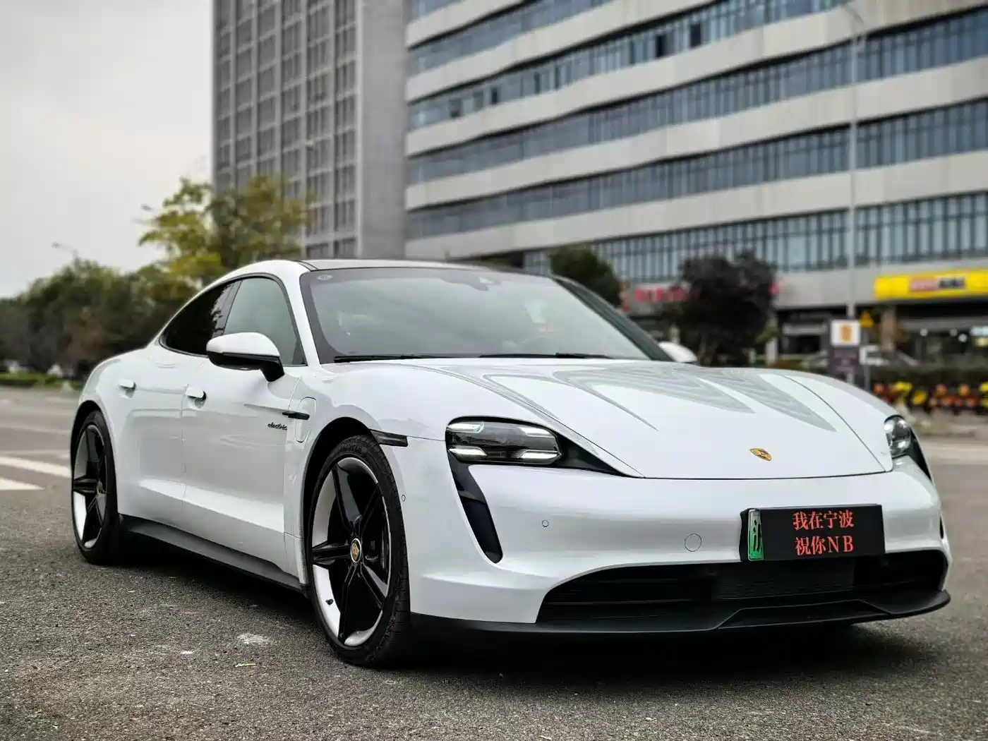 Porsche Taycan 2019 Taycan 4S фото 3