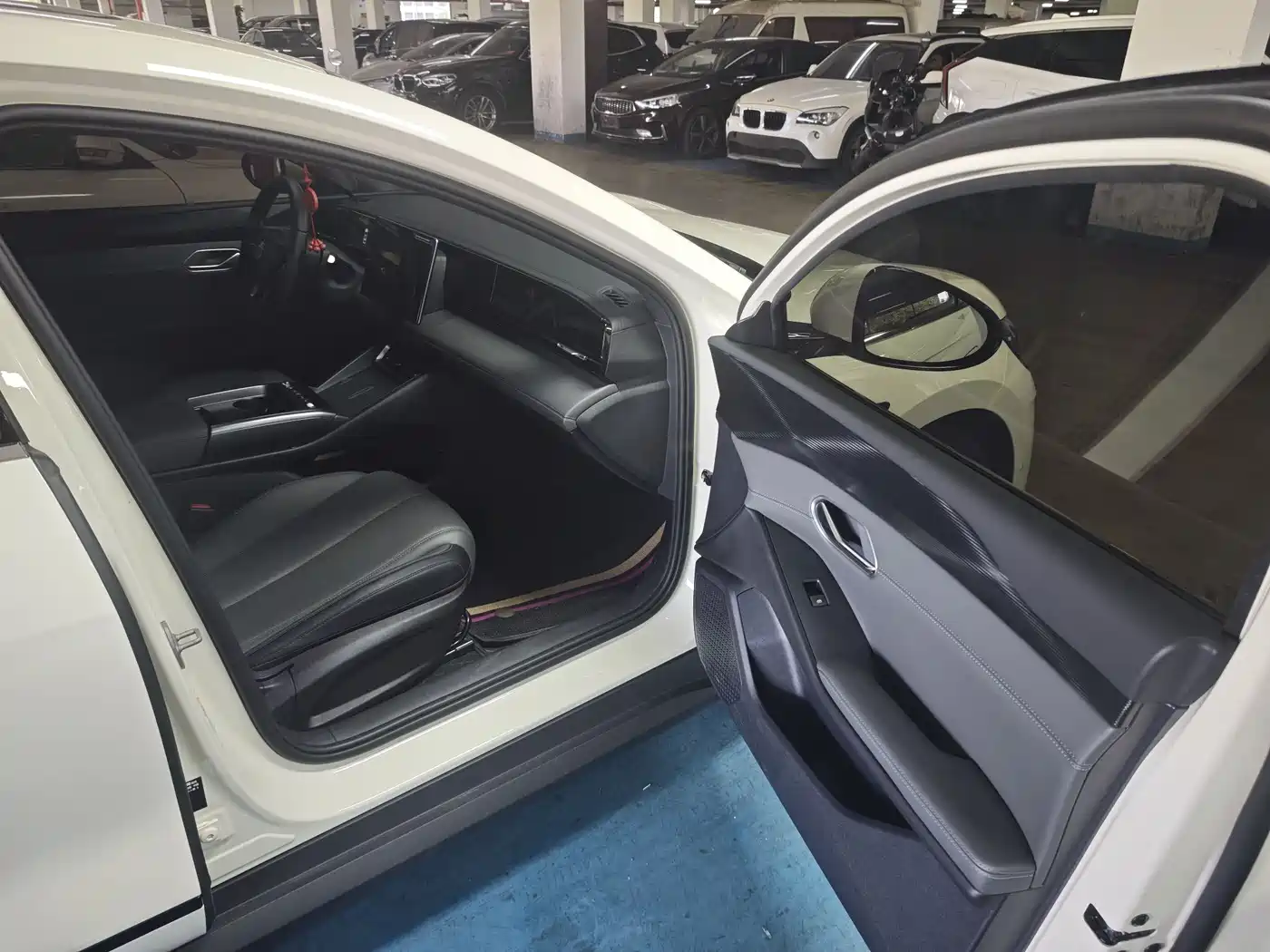BYD Qin L 2025 EV 470KM Leading Edition фото 4
