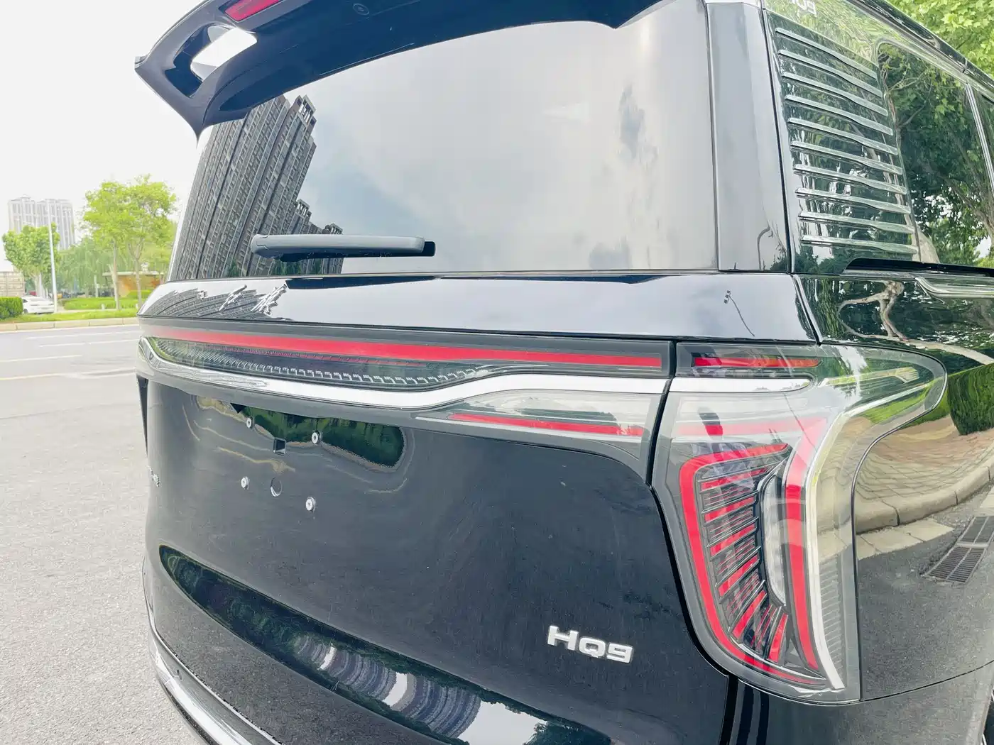 Hongqi HQ9 2023 2.0T Smart Connect Flag Enjoy Edition фото 34