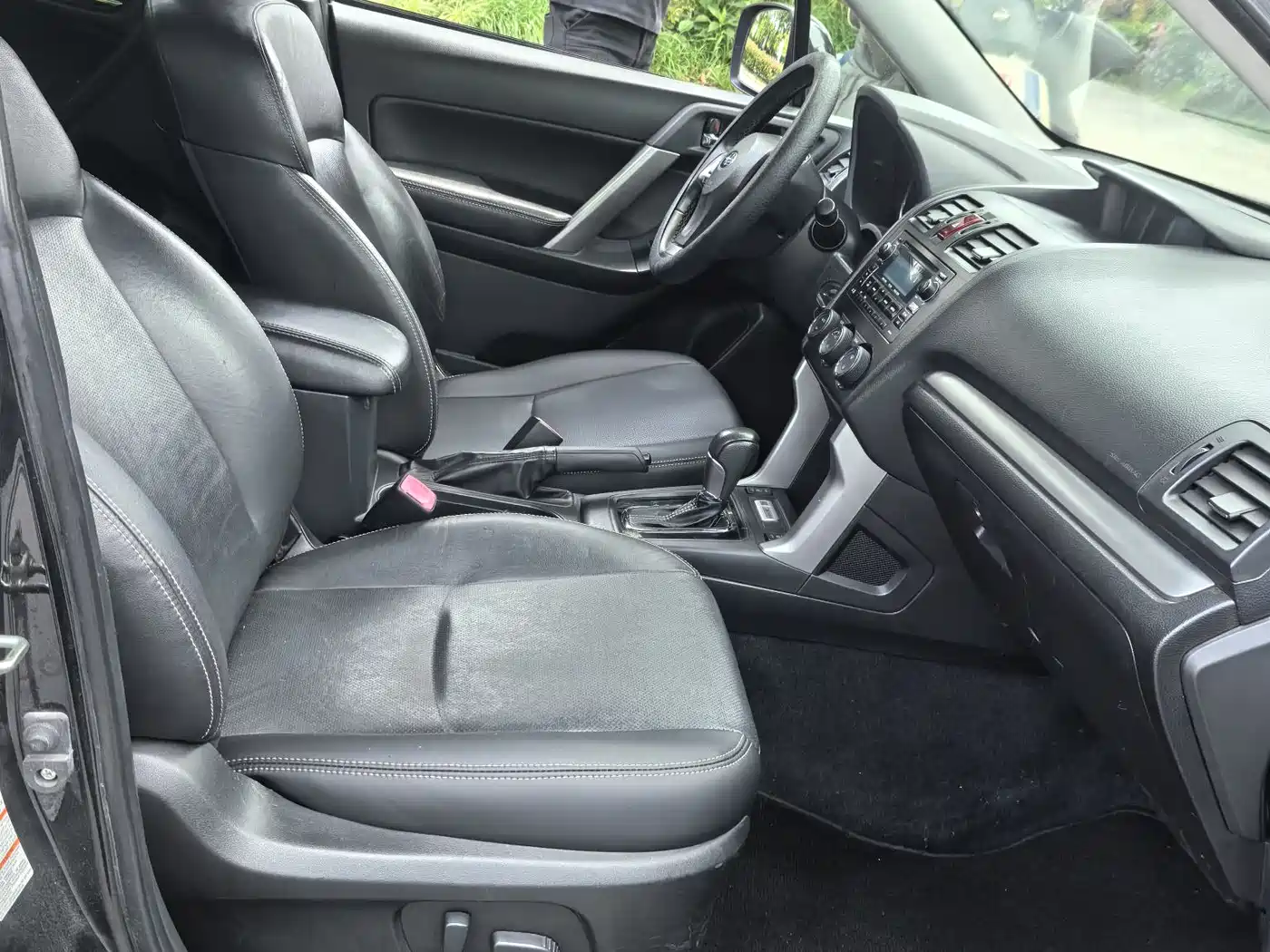 Subaru Forester 2013 2.5i Automatic Luxury Edition фото 15