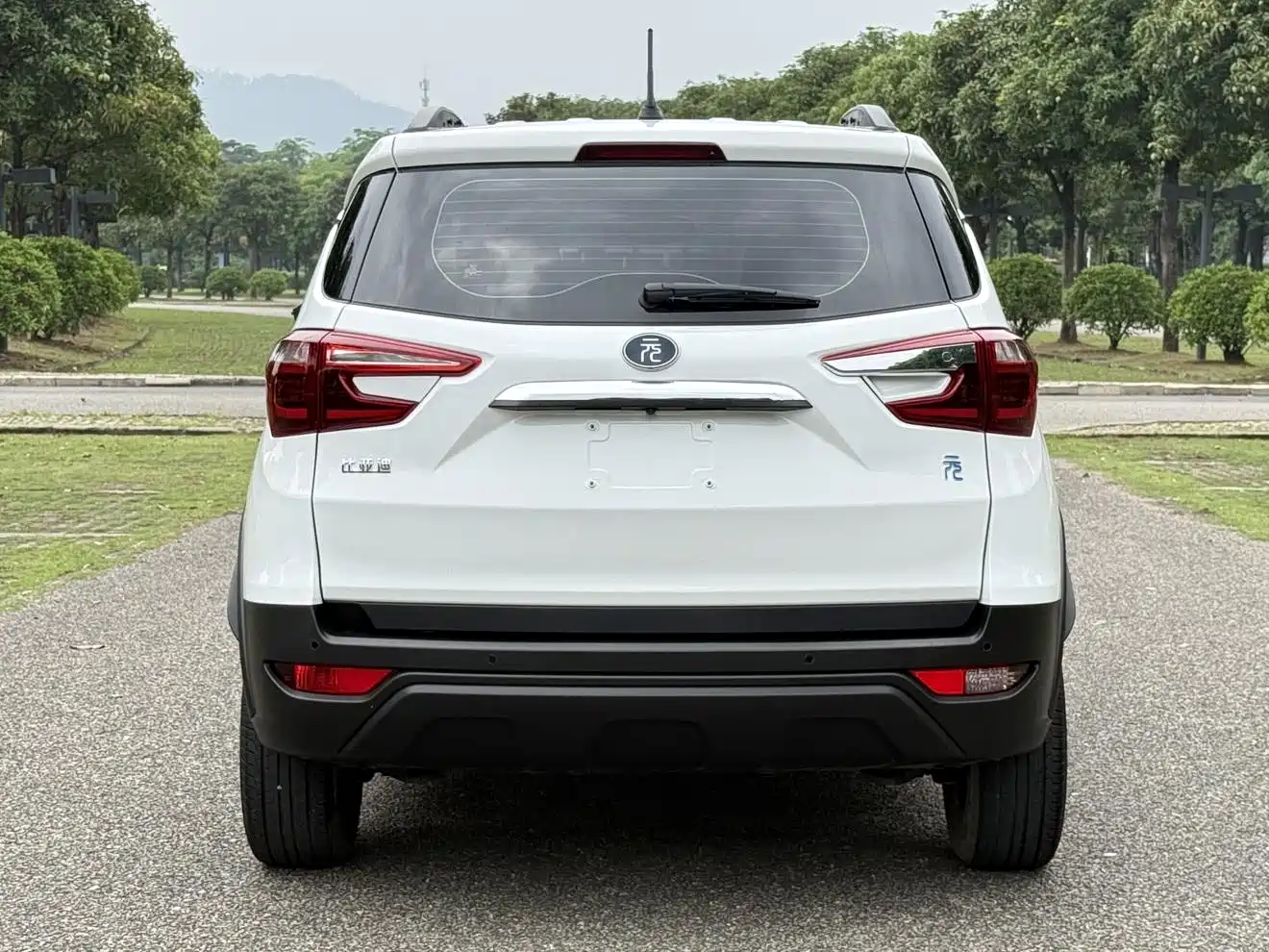 BYD Yuan New Energy 2018 EV360 Smart Connected Cool Type фото 5