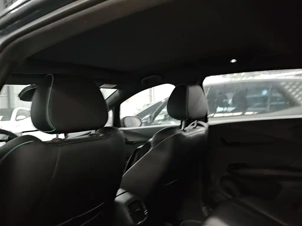 BYD Dolphin 2025 Smart Drive Edition 410km Fashion Version фото 18