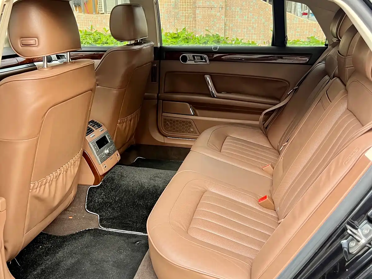 Volkswagen Phaeton 2012 3.0TDI Executive фото 7