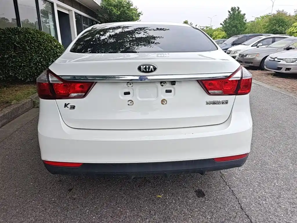 KIA K3