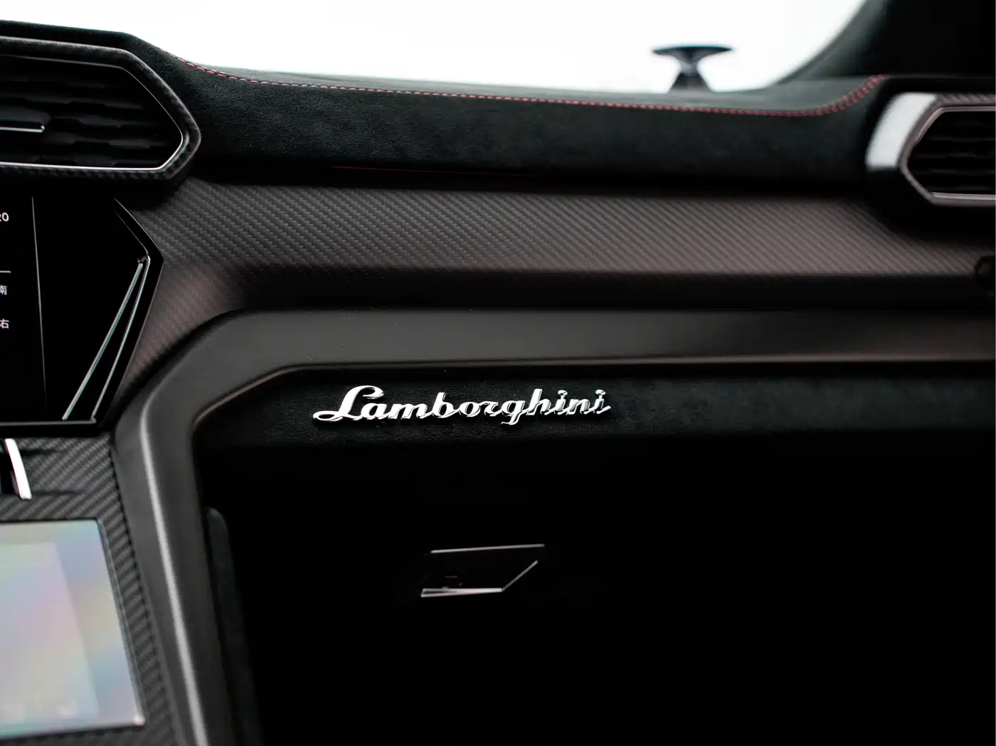 Lamborghini Urus 2022 4.0T V8 Performante фото 22