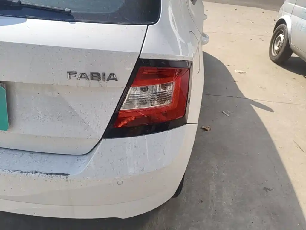 صورة 8 - Škoda Fabia