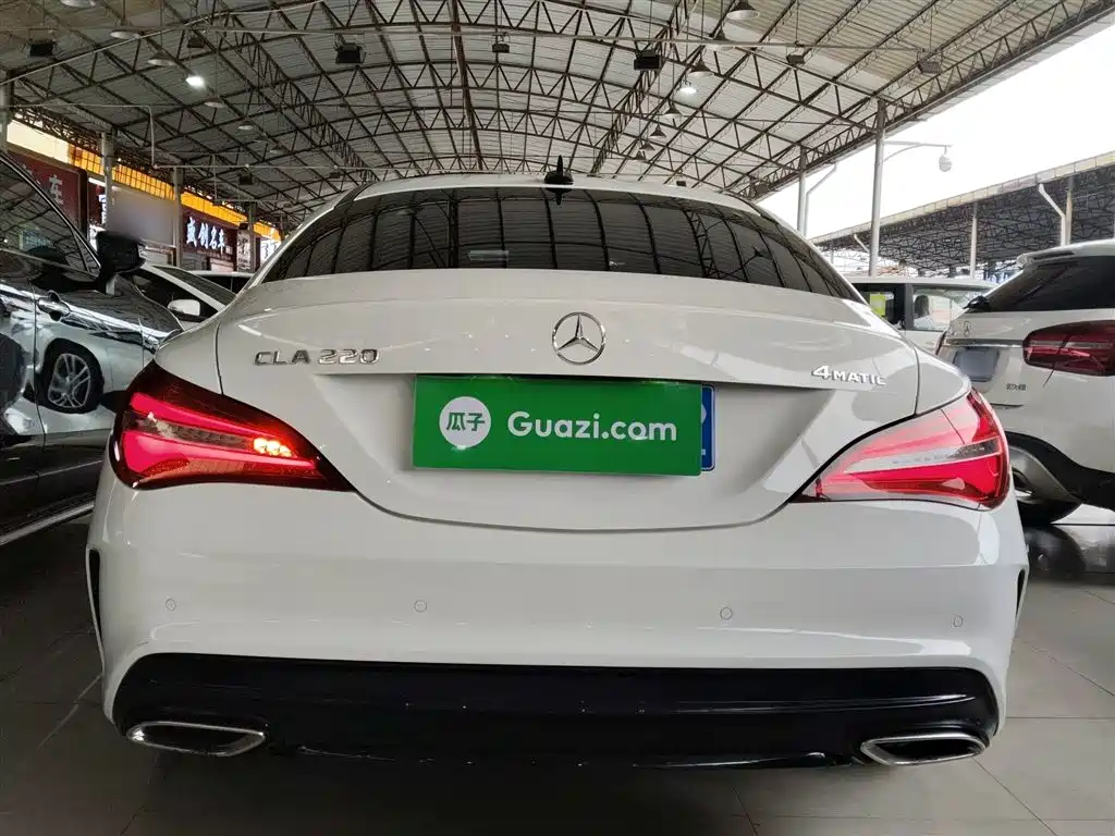 Mercedes-Benz CLA (Import) 2018 CLA 220 4MATIC фото 6