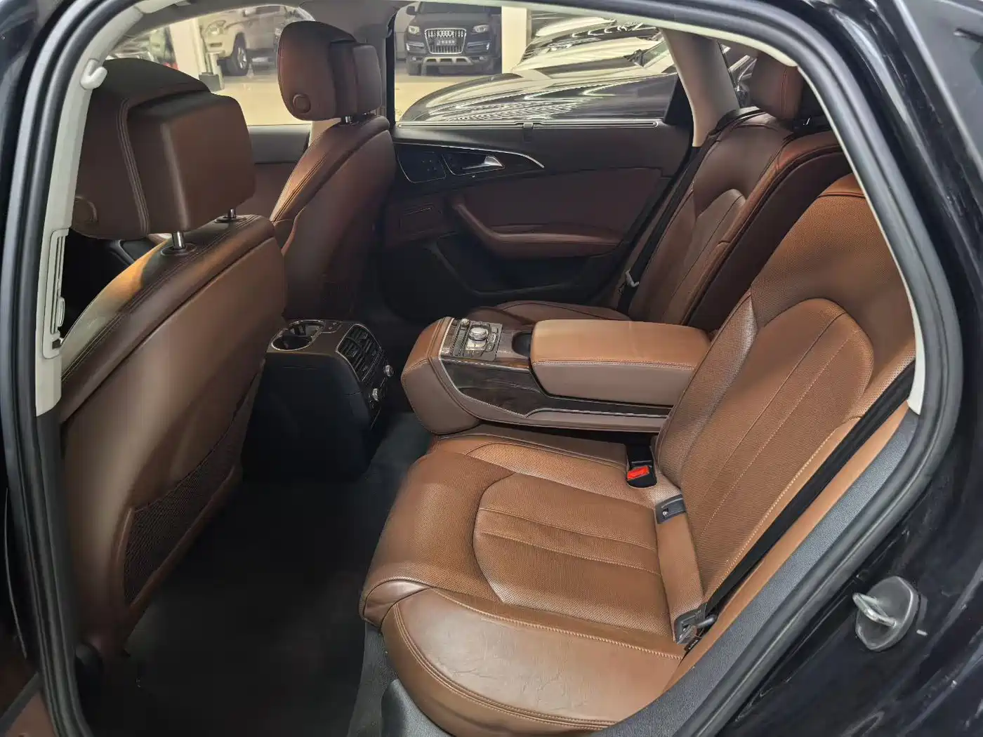 Audi A6L 2012 35 FSI Comfort фото 6