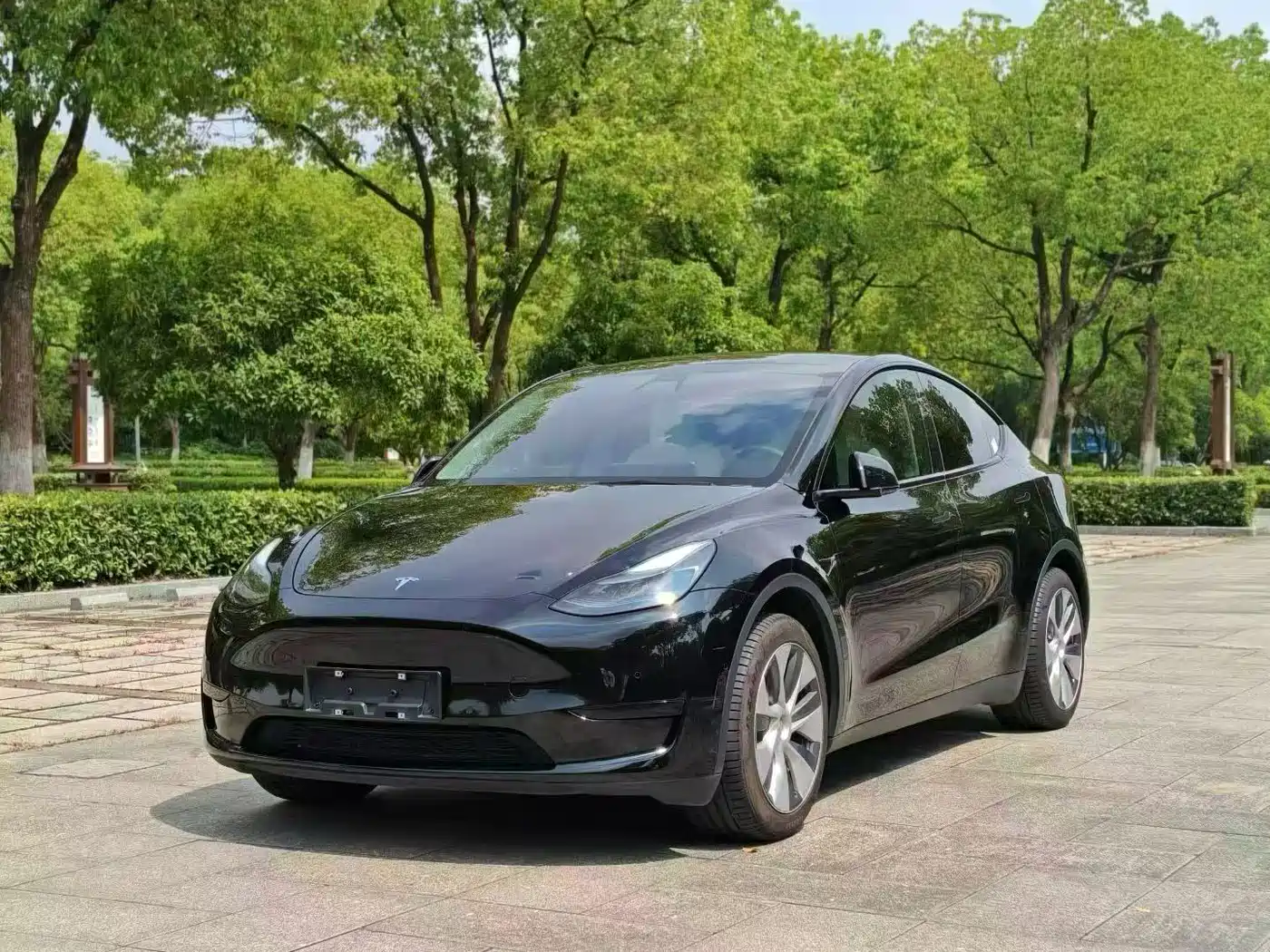 Tesla Model Y 2022 Rear-Wheel Drive Version