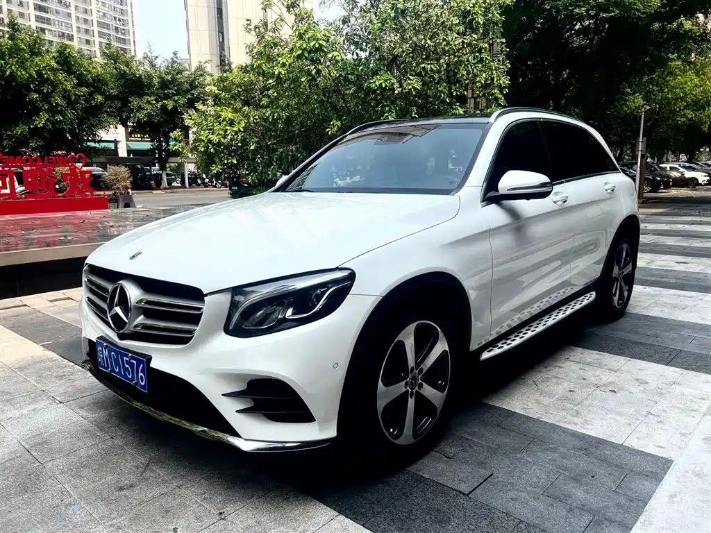 Mercedes-Benz GLC 2017 GLC 260 4MATIC Luxury