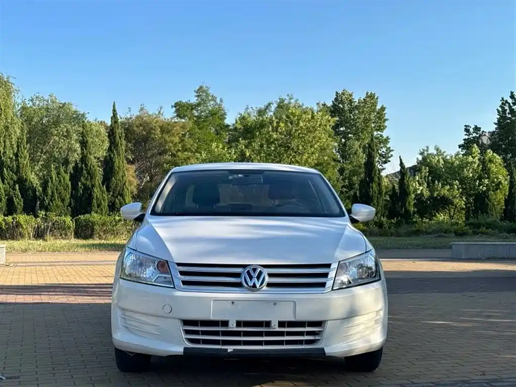 Volkswagen Santana 2013 1.6L Manual Trend Edition фото 2