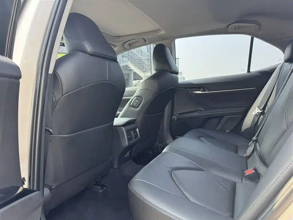 Toyota Camry 2019 2.0G Luxury Edition China VI фото 14