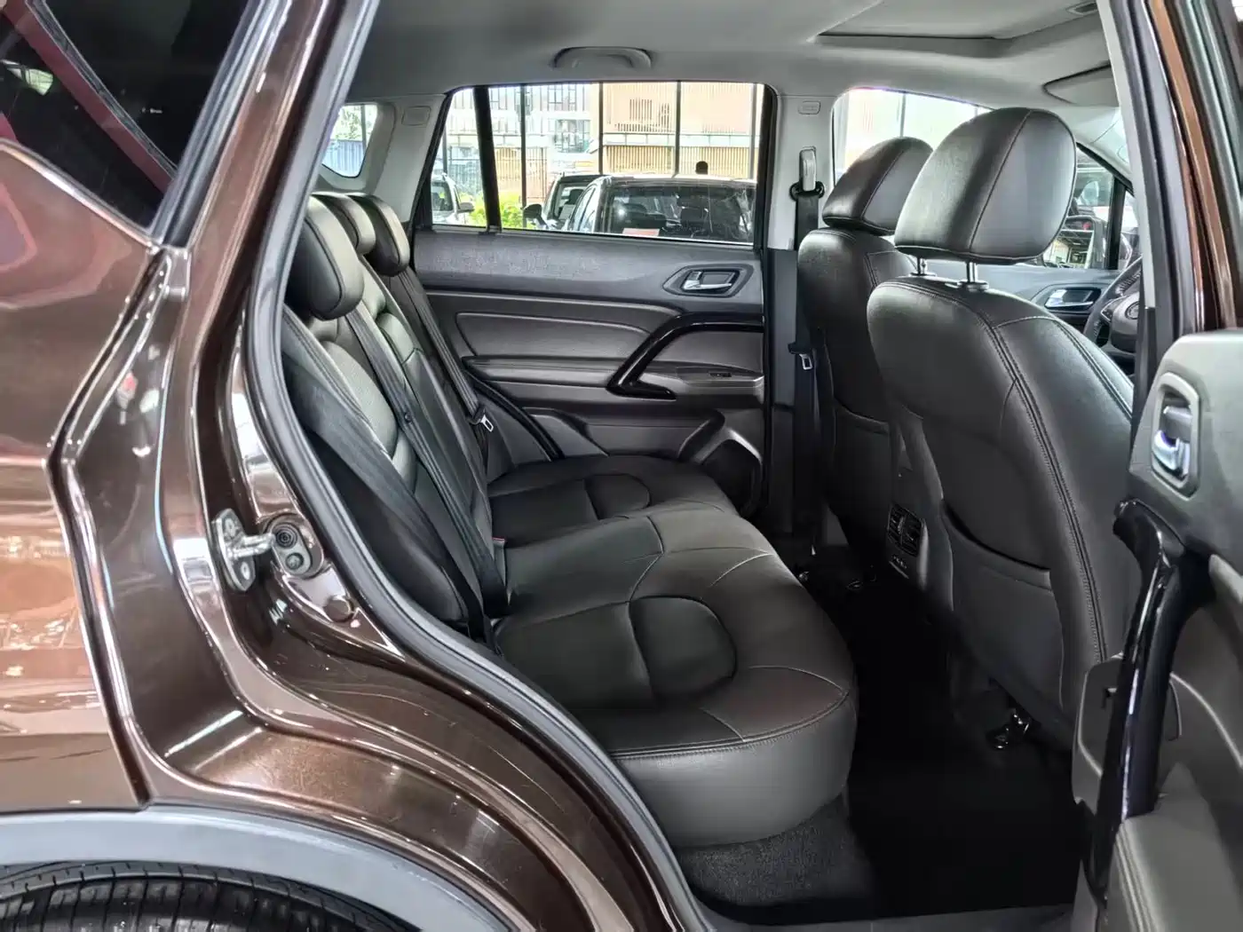 GAC Trumpchi Trumpchi GS4 2017 235T Automatic 2WD Luxury Smart Connected Edition фото 11