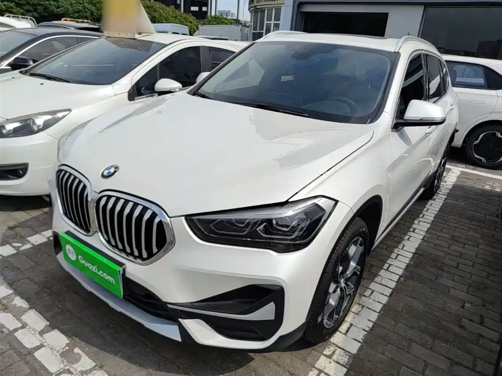 BMW X1 2020 sDrive20Li Premium Edition фото 2