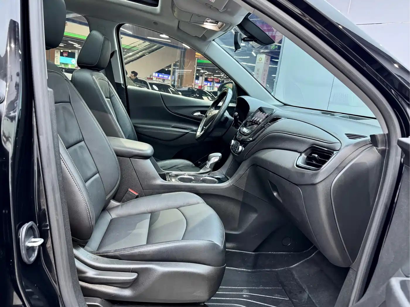 Chevrolet Equinox 2021 535T Yujie Edition фото 17
