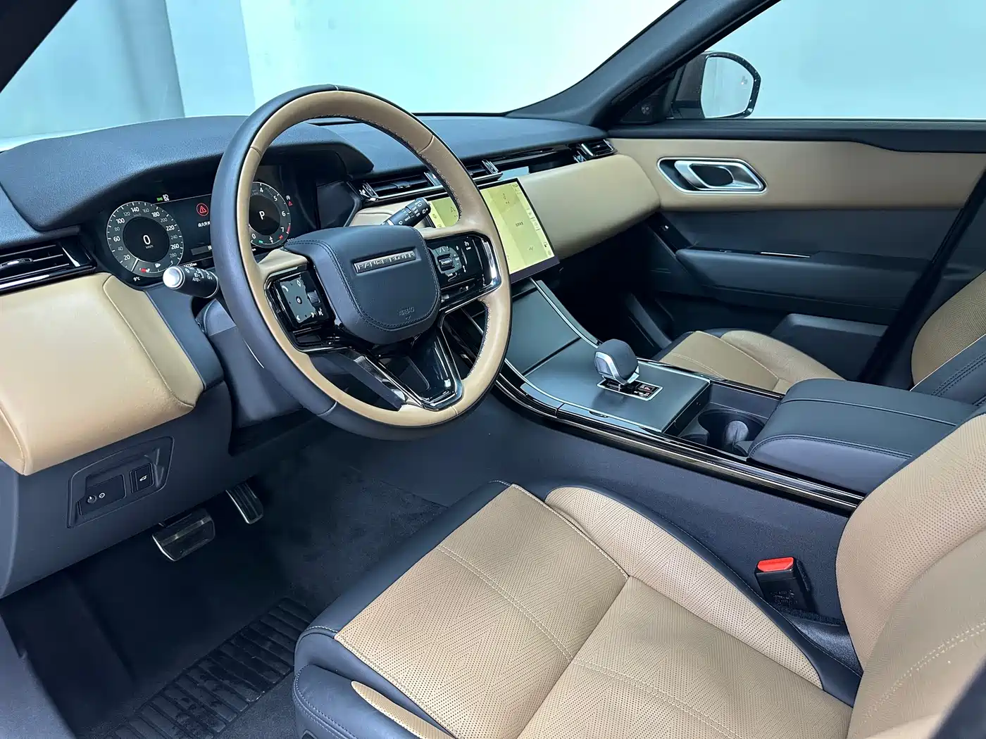 Land Rover Range Rover Velar 2024 Dynamic HSE фото 5