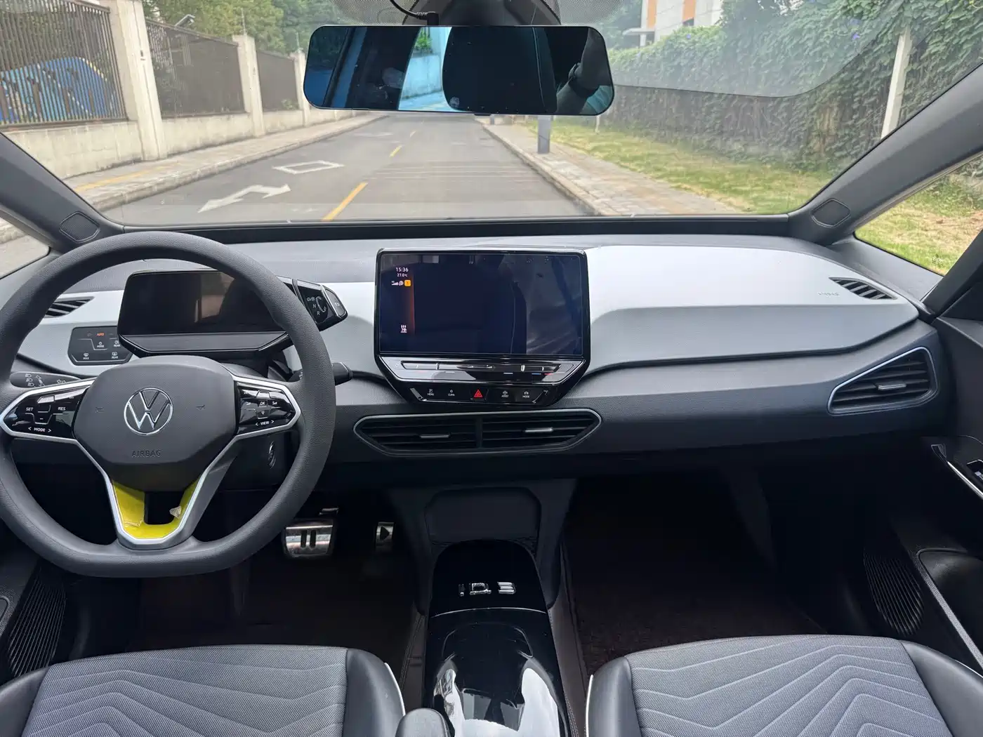 Volkswagen ID.3 2023 Upgraded Pure Intelligence Edition фото 18