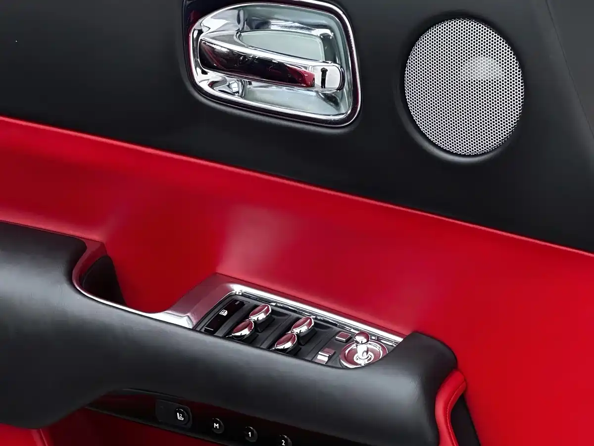 Фото 5 - Rolls-Royce Wraith