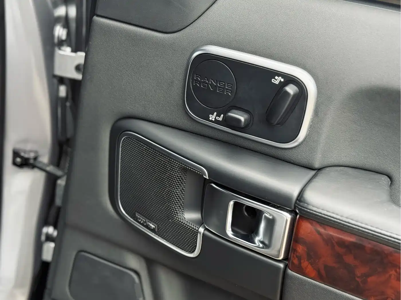 Land Rover Range Rover 2012 5.0 SC V8 фото 15