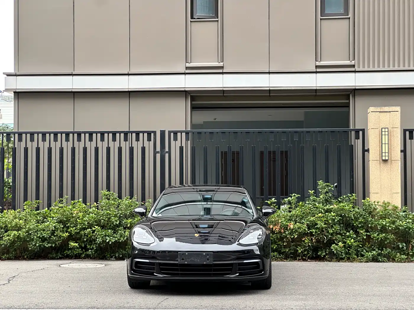 Porsche Panamera 2017 Panamera 3.0T фото 2