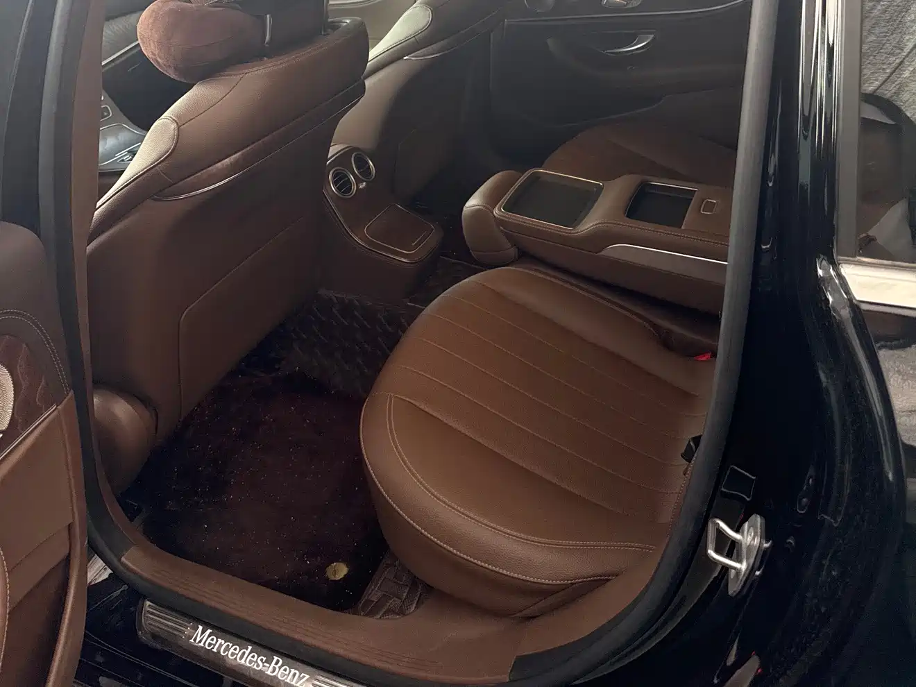 Mercedes-Benz E-Class 2023 Facelift E 300 L Luxury фото 12