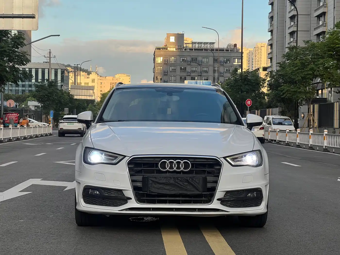 Audi A3 (Import) 2014 2014 Limousine 40 TFSI S line Comfort