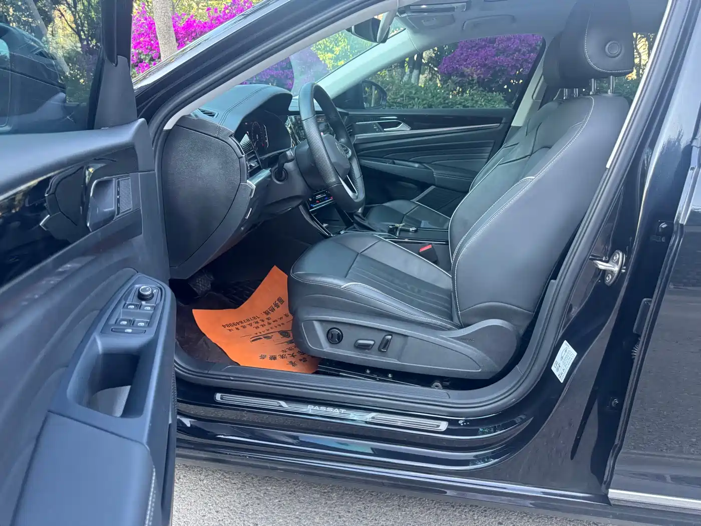 Volkswagen Passat 2022 330TSI Starlight Elite Edition фото 4