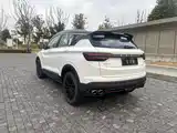 Фото 8 - Geely Coolray