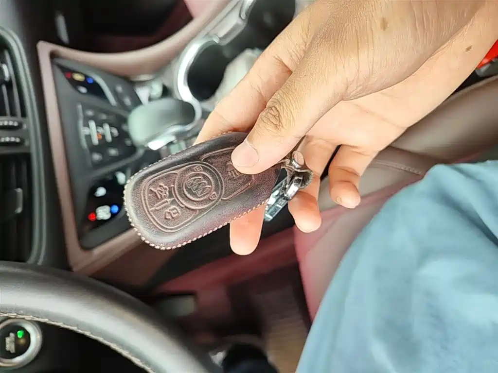 Buick Envision Plus 2017 28T AWD Elite фото 9