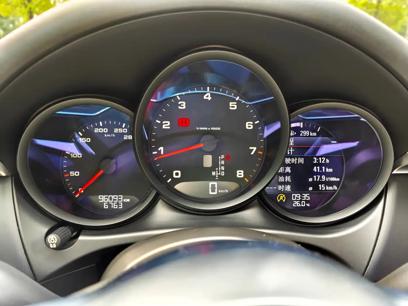 Porsche Macan 2017 Macan 2.0T фото 21