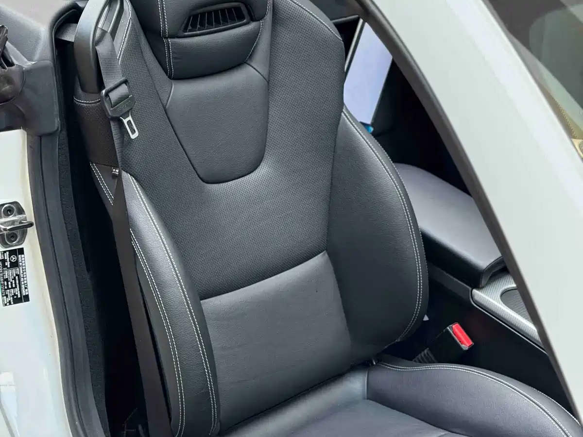 Mercedes-Benz SLC 2016 SLC 200 Style фото 12