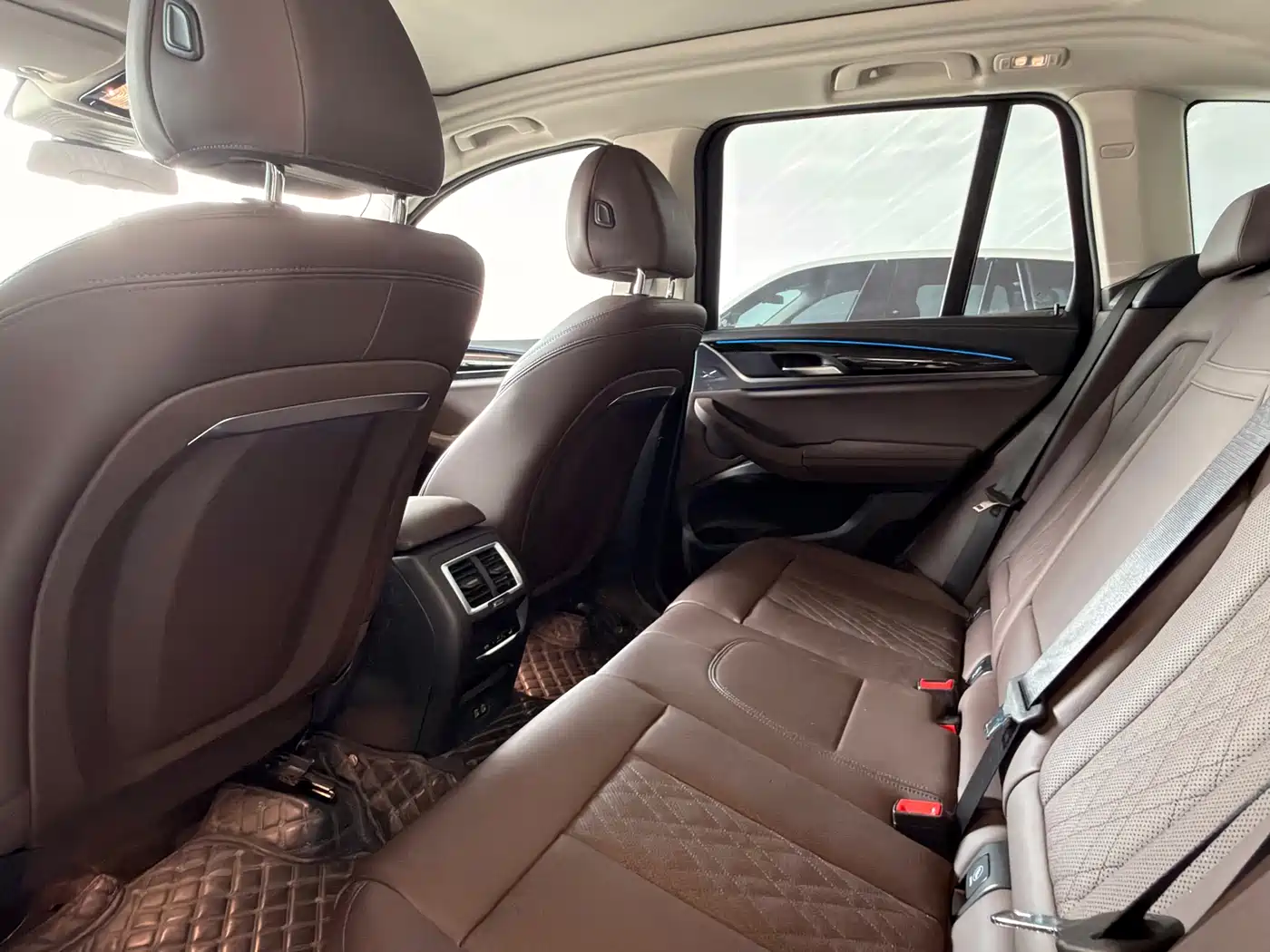 BMW iX3 2023 Leading Type фото 8