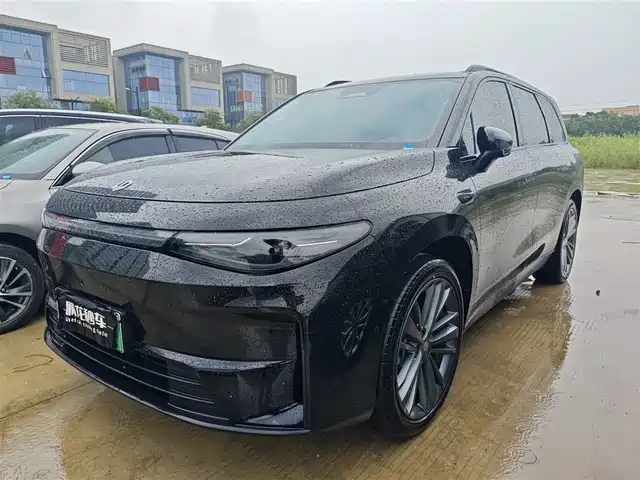 Leapmotor C16 2025