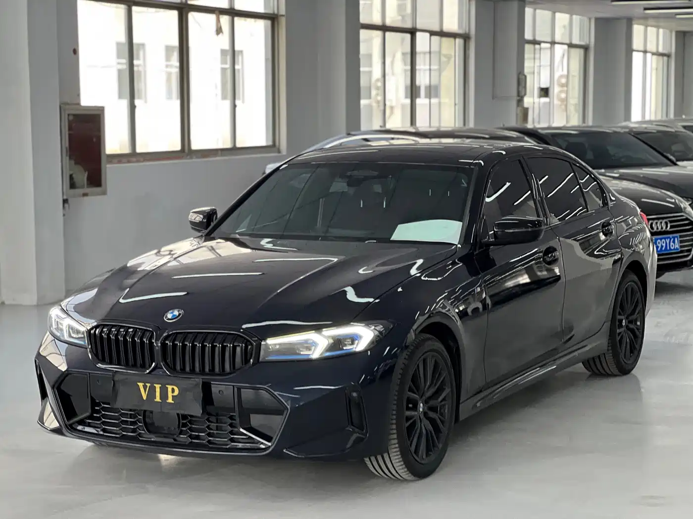 BMW 3 Series 2023 330Li M Sport Dark Night Package