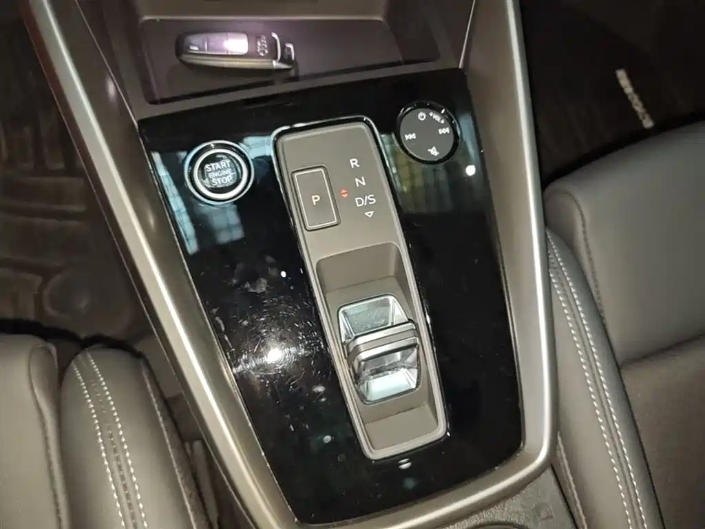 Audi A3 2024 Model A3L Limousine 35 TFSI Fashion Sport фото 14