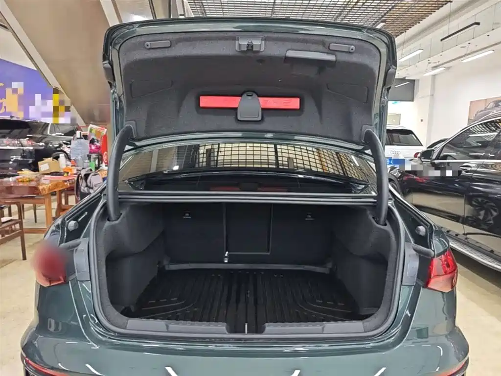 Audi A3 2024 Model A3L Limousine 35 TFSI Fashion Sport фото 19