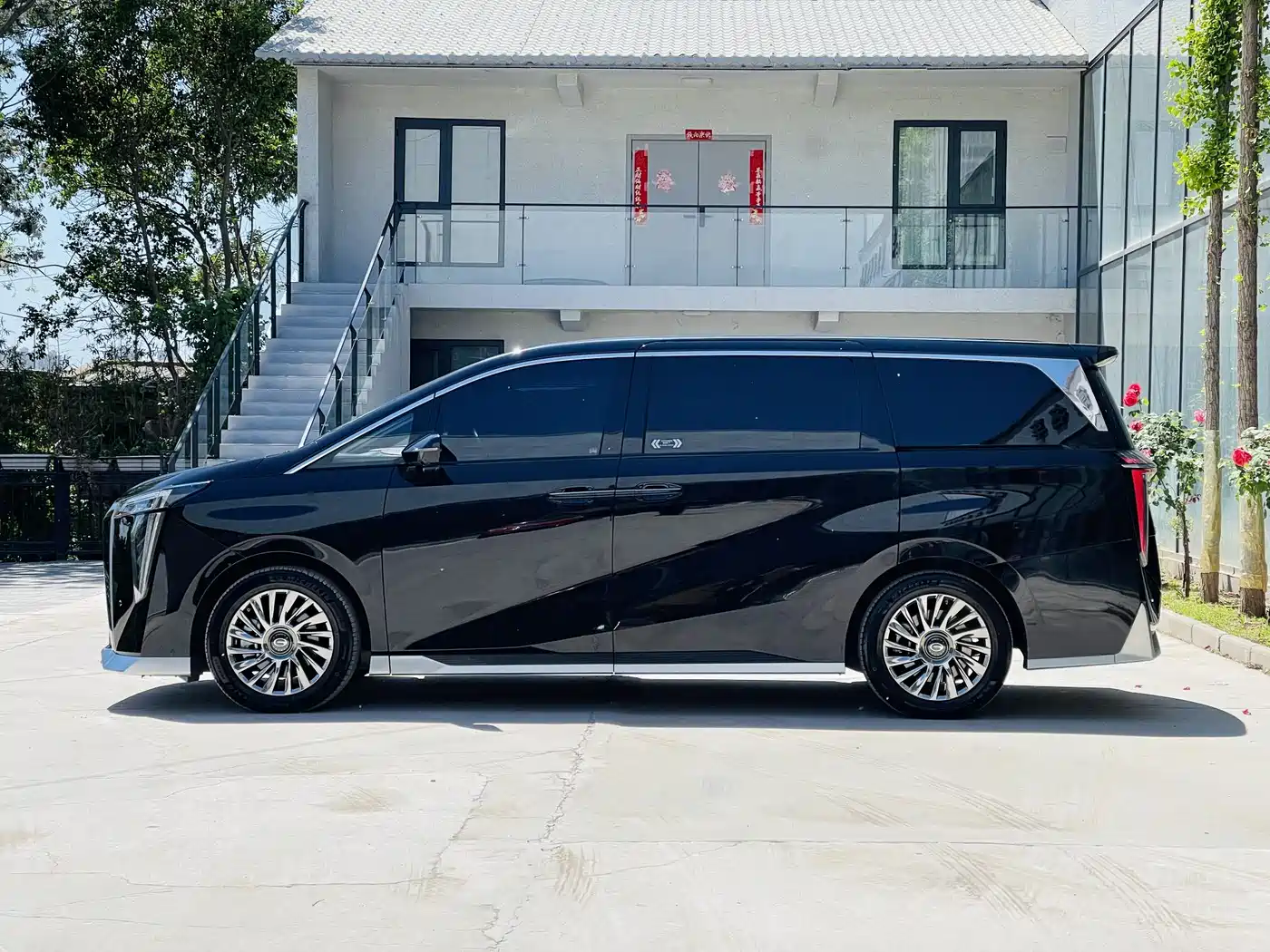 GAC Trumpchi Trumpchi M8 2024 Patriarch Series 400T Ultimate Edition фото 20