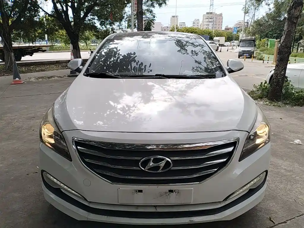 Hyundai Mistra 2014 1.8L Auto Smart GLS фото 3