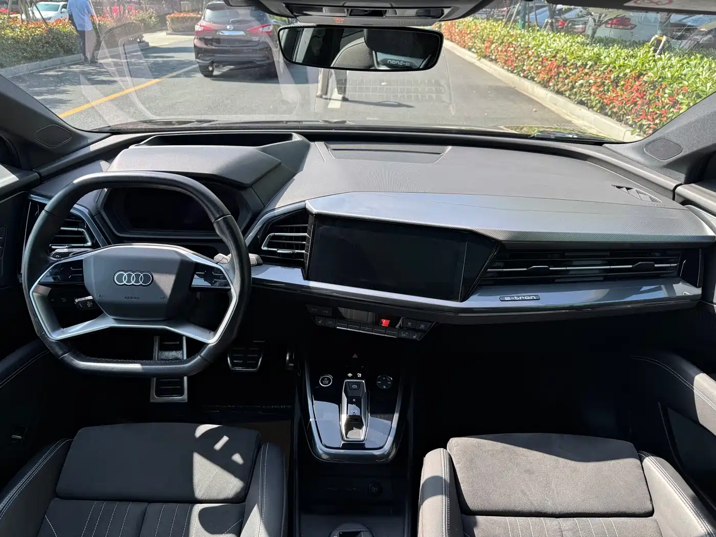 Audi Q5 e-tron 2022 50 e-tron quattro Glory Edition Mecha Suit Sun Chaser Version фото 15
