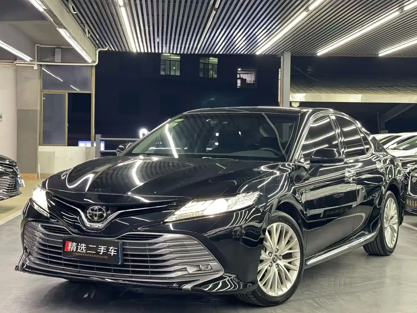 Toyota Camry 2018 2.5G Luxury Edition