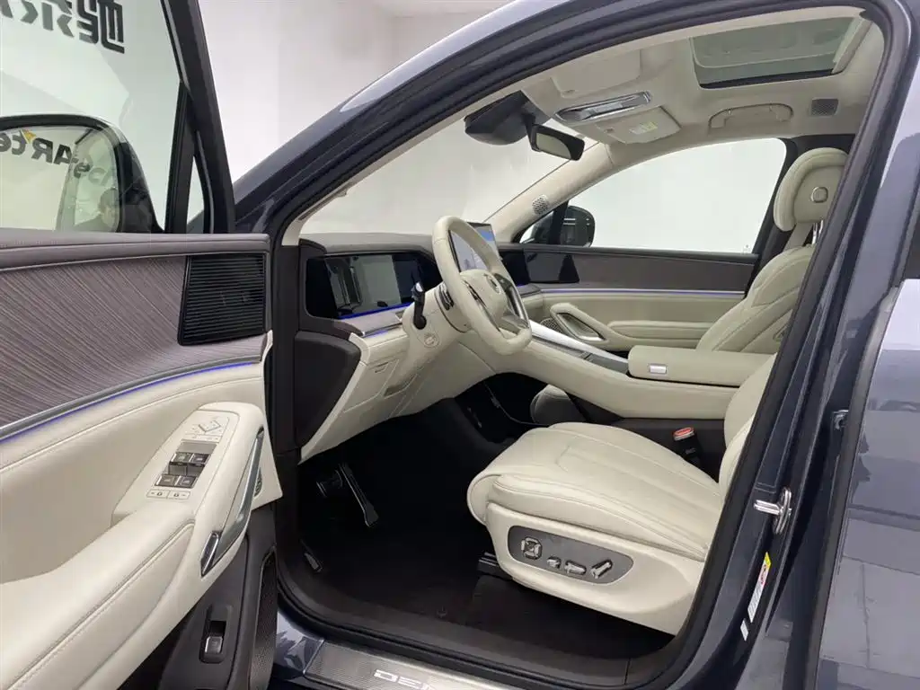 Denza N9 2025 Model Prestige Edition фото 18