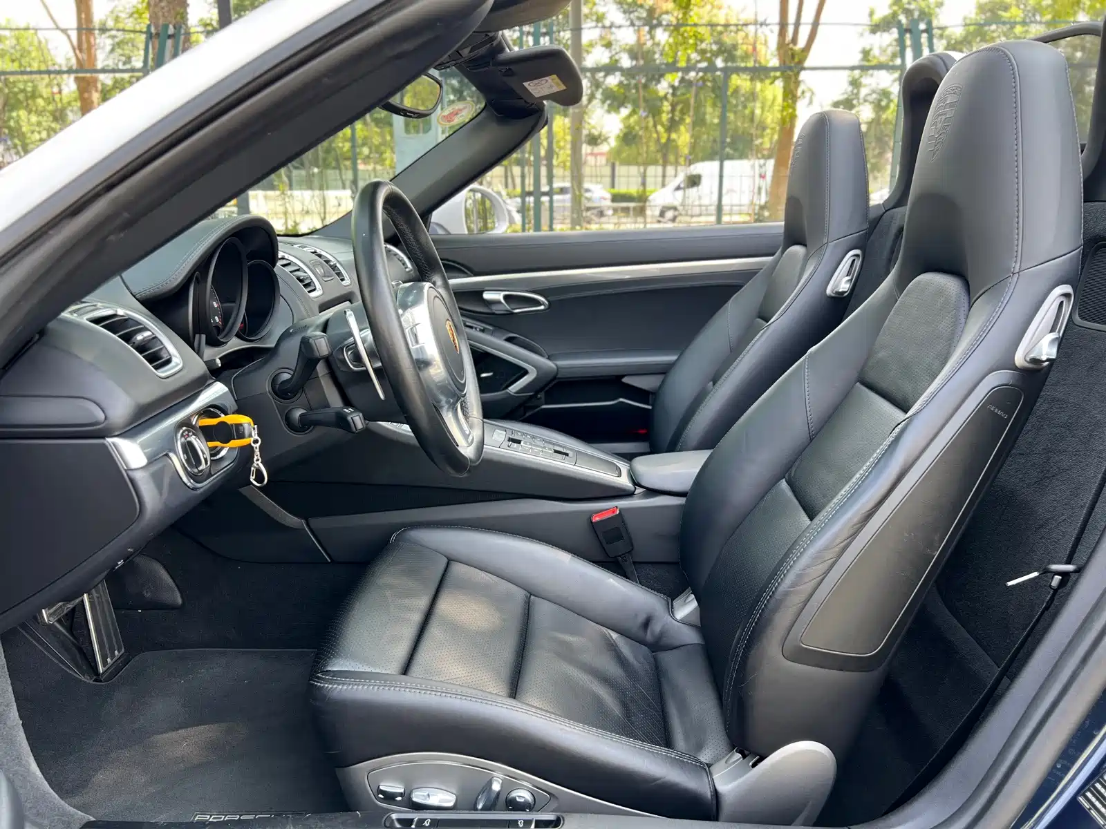 Photo 10 - Porsche Boxster