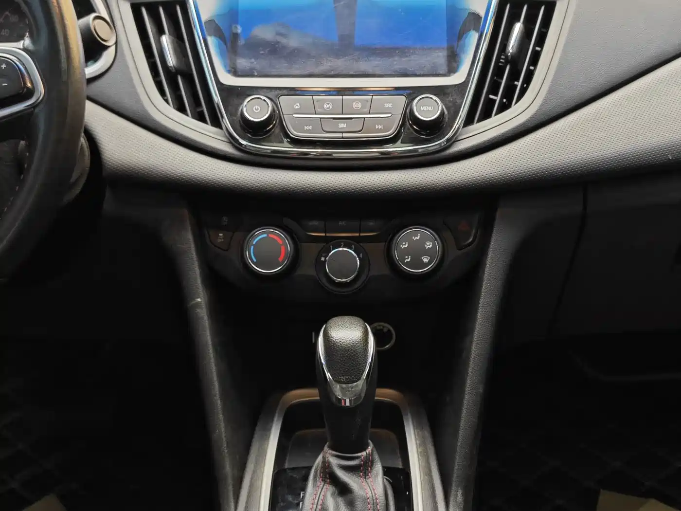 Chevrolet Monza 2020 Mild Hybrid Redline 320T Dual-Clutch Refreshing Edition фото 19