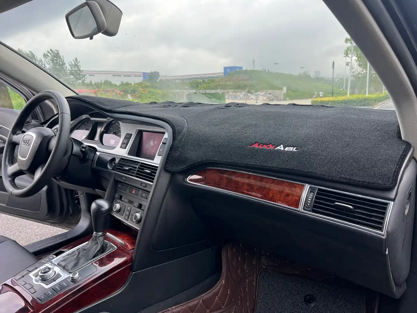 Audi A6L 2011 2.0 TFSI Automatic Comfort фото 11