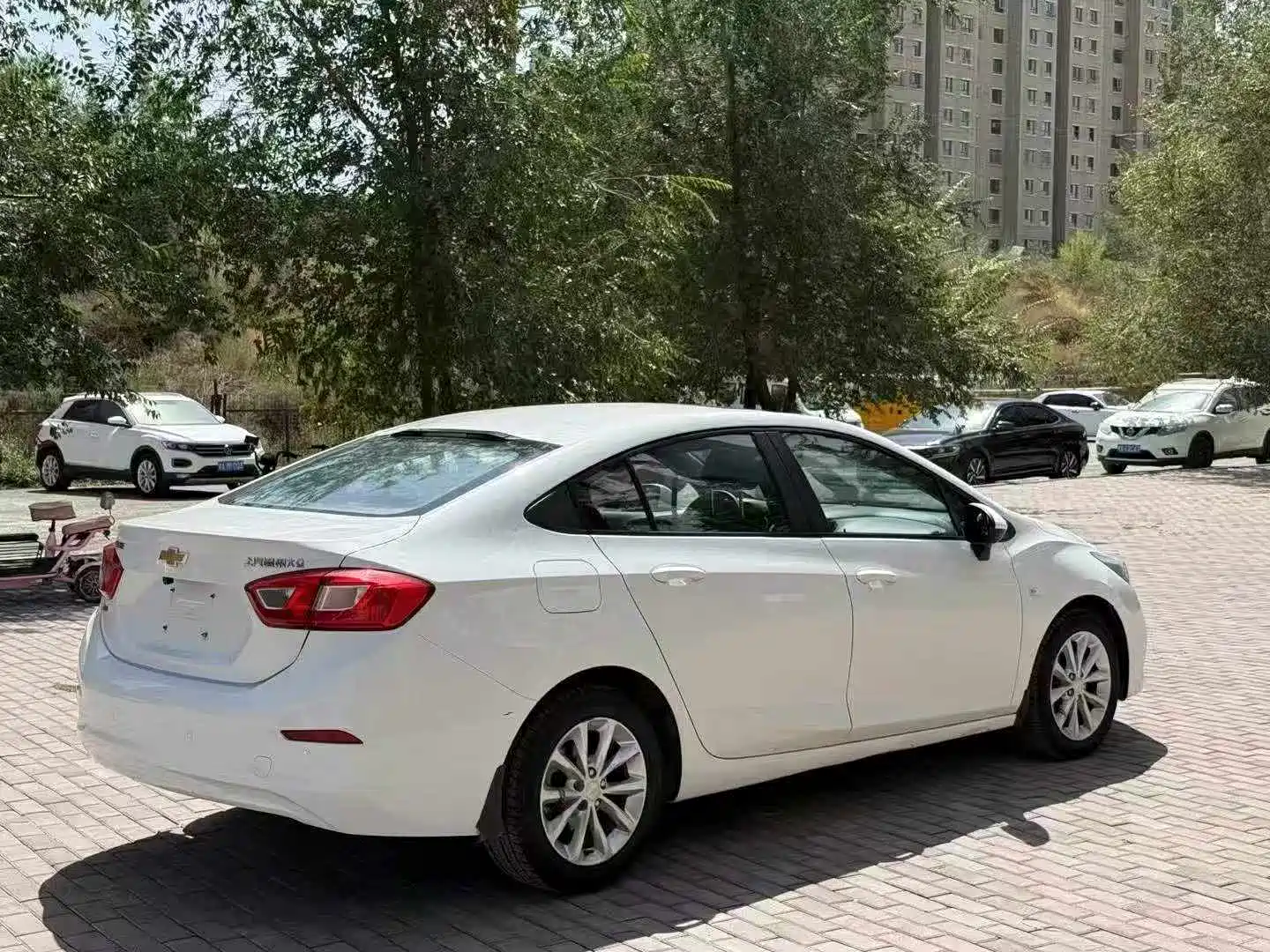 صورة 7 - Chevrolet Cruze