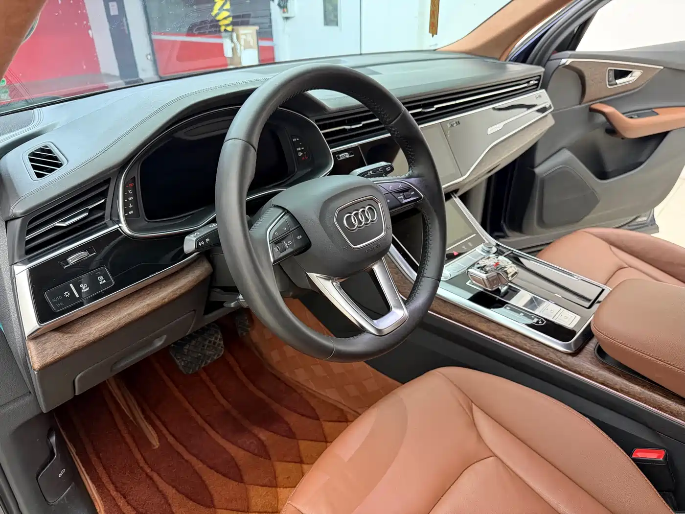 AUDI Q7